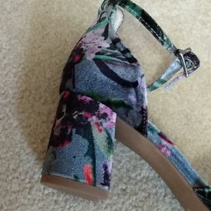 Women's Ankle Strap Shoes